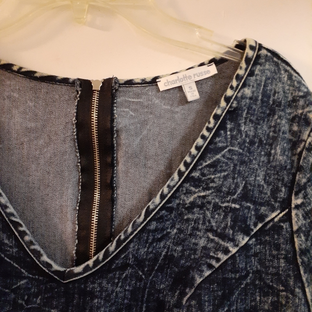 Dress - Picture 2 of 2